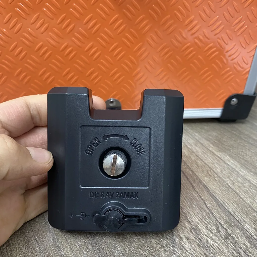 Pin Sạc Máy Laser Laisai LSG686SPD